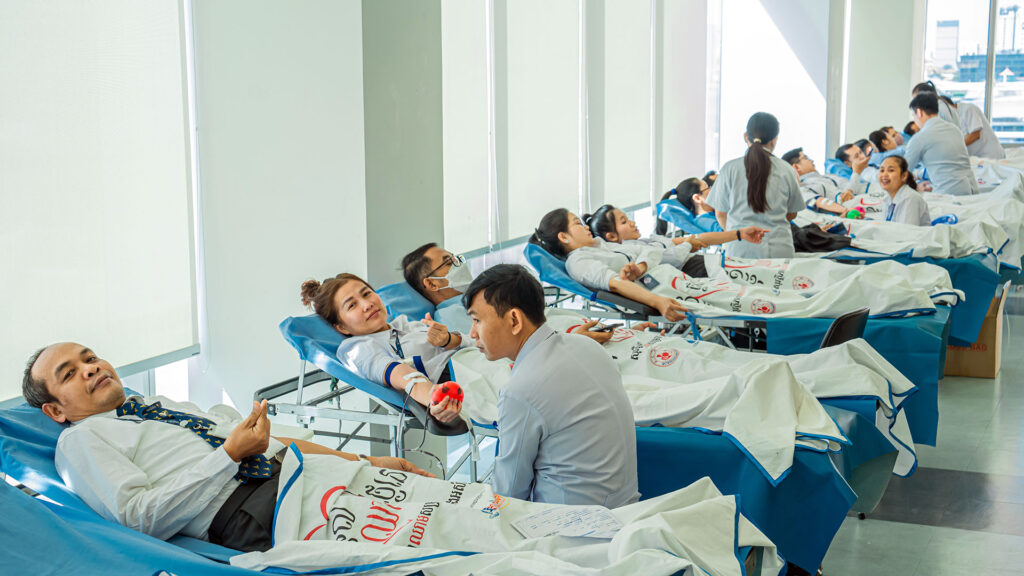 បុគ្គលិកធនាគារអេស៊ីលីដា ៦៧០នាក់ចូលរួមផ្ដល់ឈាម